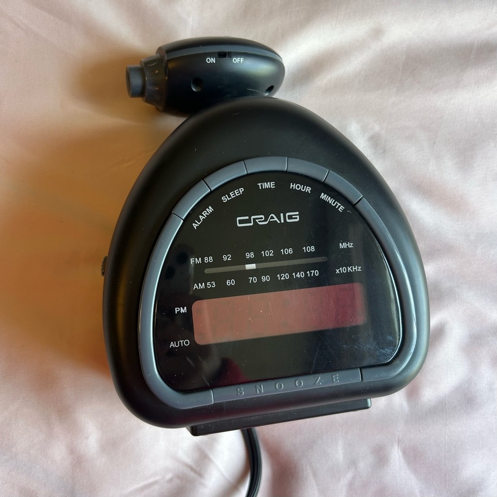 Craig Projection Alarm Clock — Good Condition - Picture 2 of 7